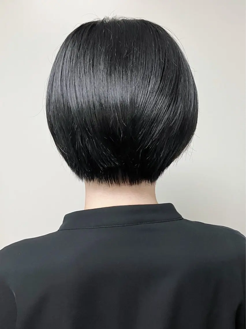 ショート ショートボブ ボブ レイヤーカット 似合わせカット ショートヘア fumika推しカラ ー/デザインカラーのヘアスタイル