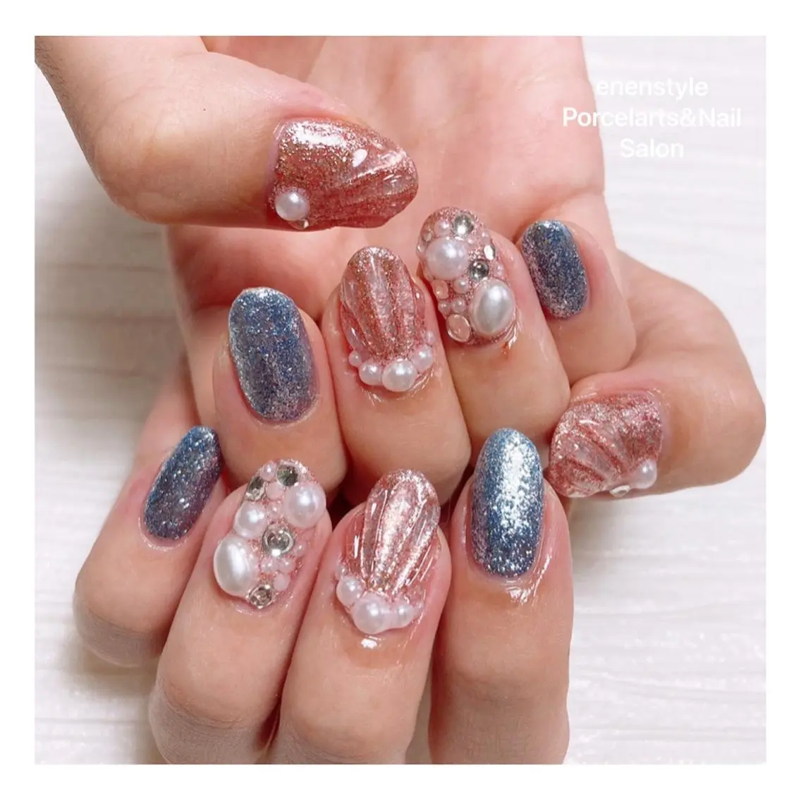 ミディアム ネイル ハンドネイル 🐾enen style 🐾のネイルデザイン