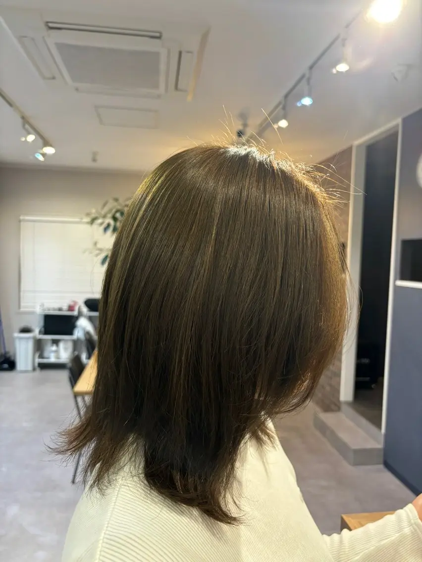 ミディアム カラー ブラウンカラー ✨髪質改善カラー✨ ストレート☔脇田のヘアスタイル
