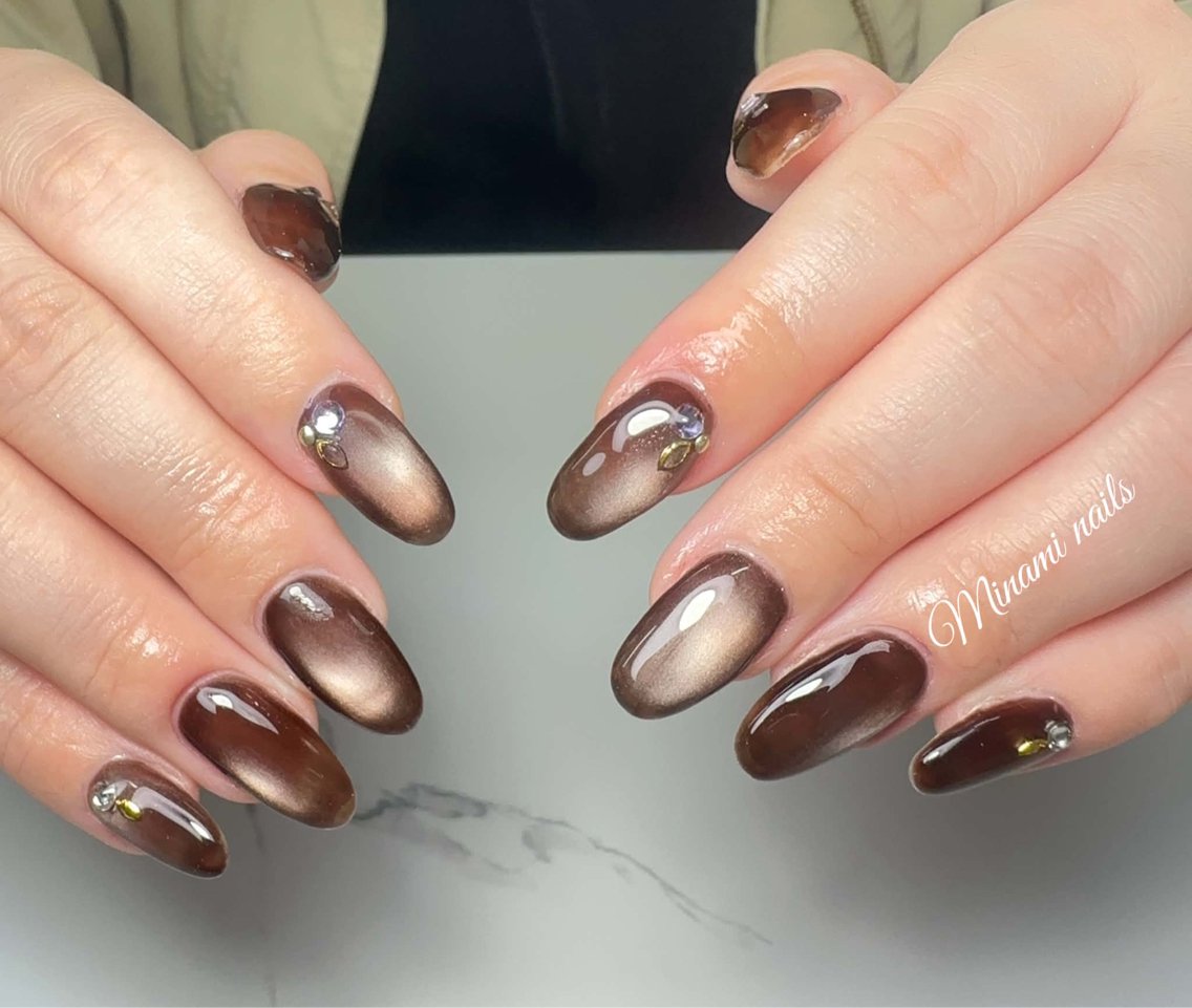 ネイル アートネイル ガーリー キラキラネイル 韓国ネイル マグネットネイル ハンドネイル Minami Nailsのネイルデザイン