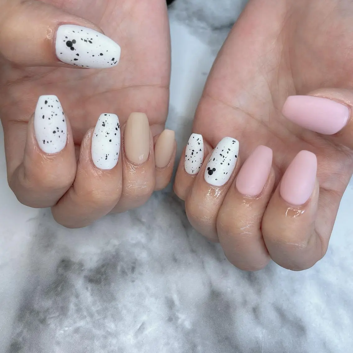 ネイル マットネイル ハンドネイル Kayo 💅のネイルデザイン