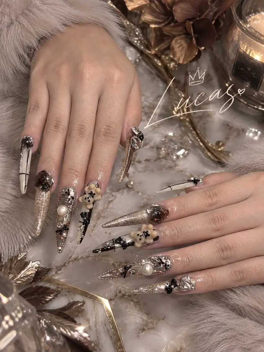 ネイル ブラウン ジェルネイル ガーリー リボン ハンドネイル AOI💅🏾 LUCAS 千葉のネイルデザイン