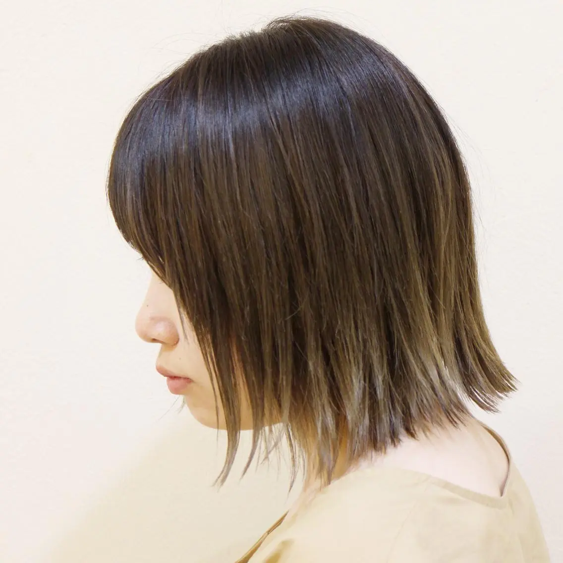 ショート カラー グラデーションカラー ボブ 土居 正季のヘアスタイル