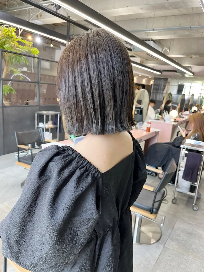 ミディアム カラー ブリーチ 透明感カラー ヘアカラー トリートメント 小木曽智美 /ボブ/ショートのヘアスタイル