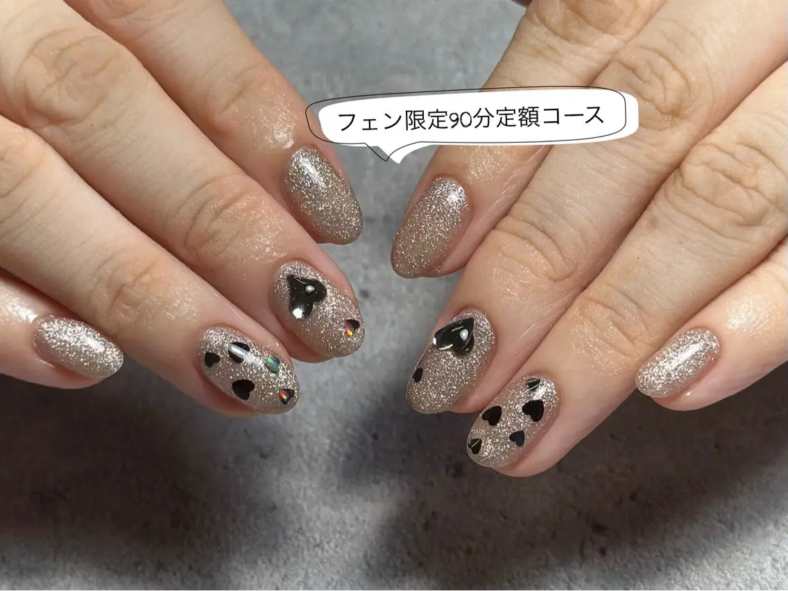 ネイル ハンドネイル 7LOOKS フェンのネイルデザイン