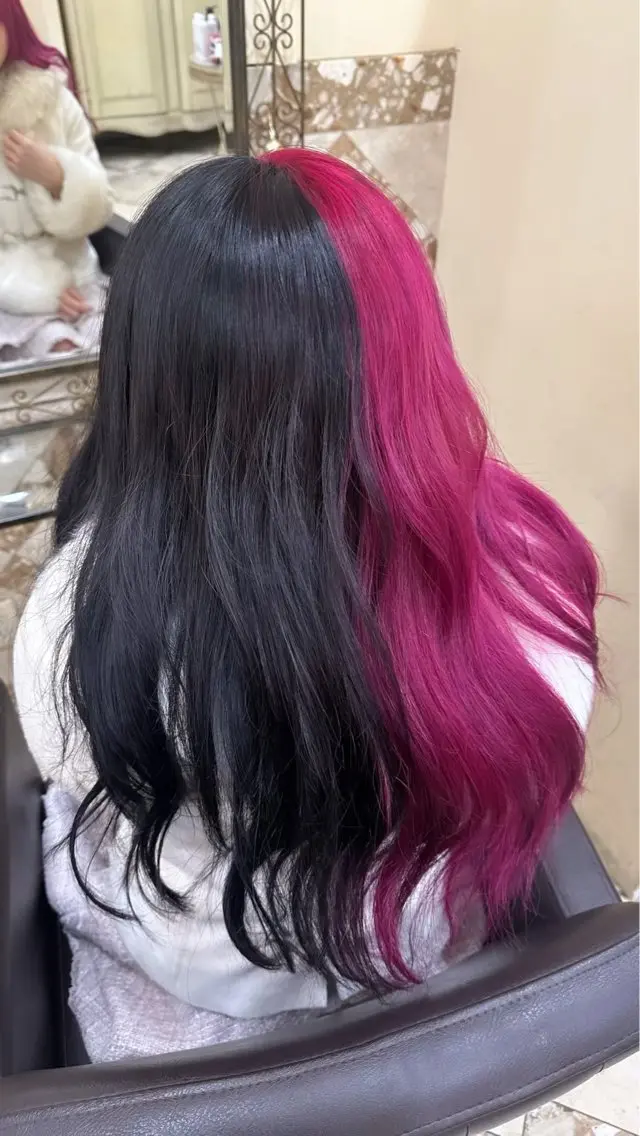 ロング ヘアカラー さ りのヘアスタイル