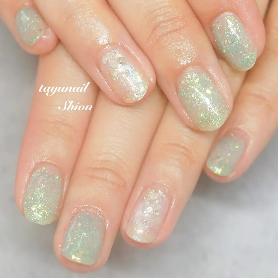 ネイル ブルー ジェルネイル キラキラネイル ラメ(グリッター) パラジェル ネイルサロン 【たゆnail】のネイルデザイン