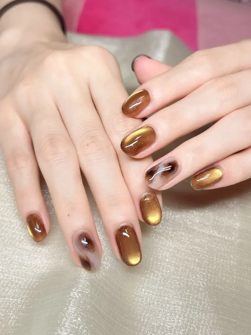 ネイル マグネットネイル ニュアンスネイル LUKA NAILのネイルデザイン
