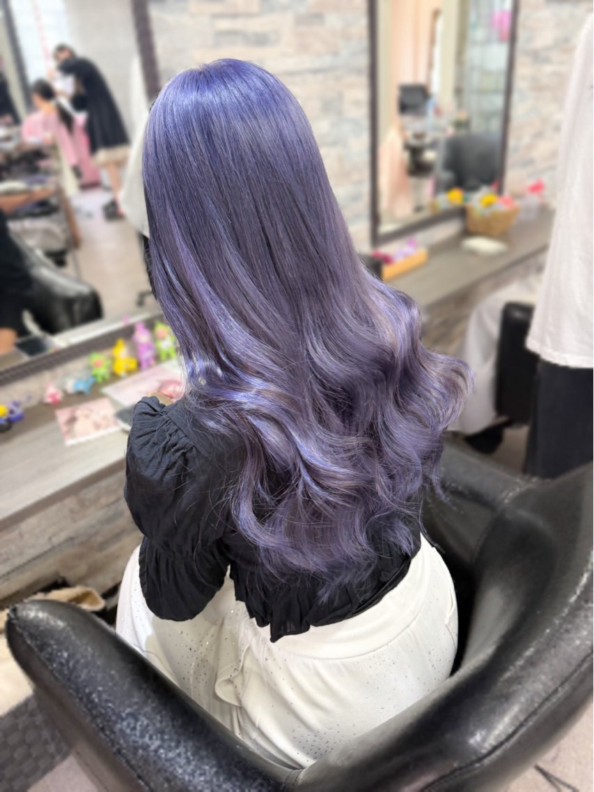 ロング カラー カット ヘアカラー トリートメント エクステ ハイトーンエクステ 🎩カズキ🎩のヘアスタイル