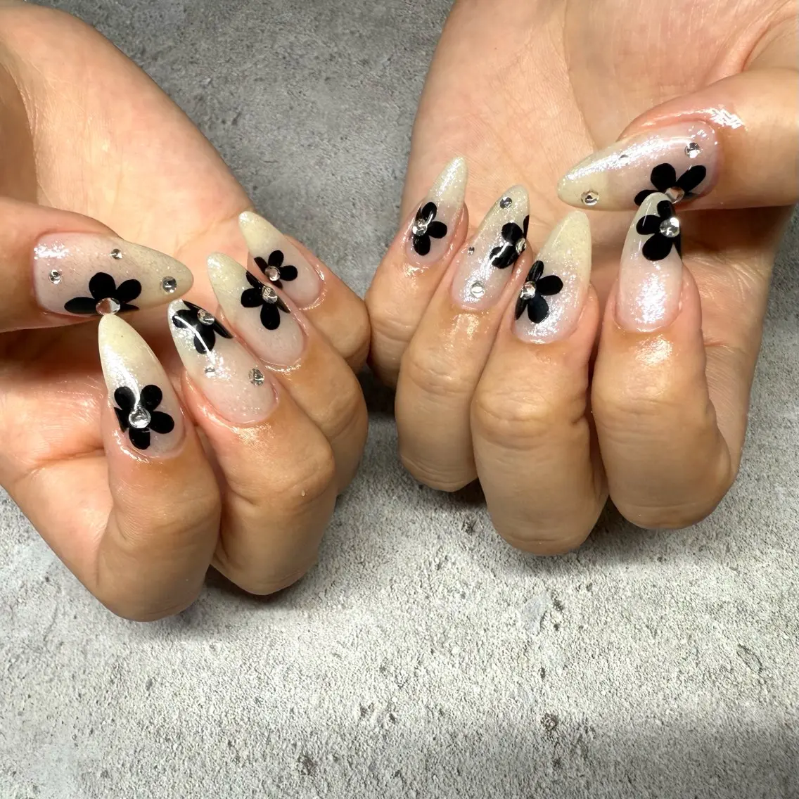 ネイル ハンドネイル Bianca浦和🎀 渋谷のネイルデザイン