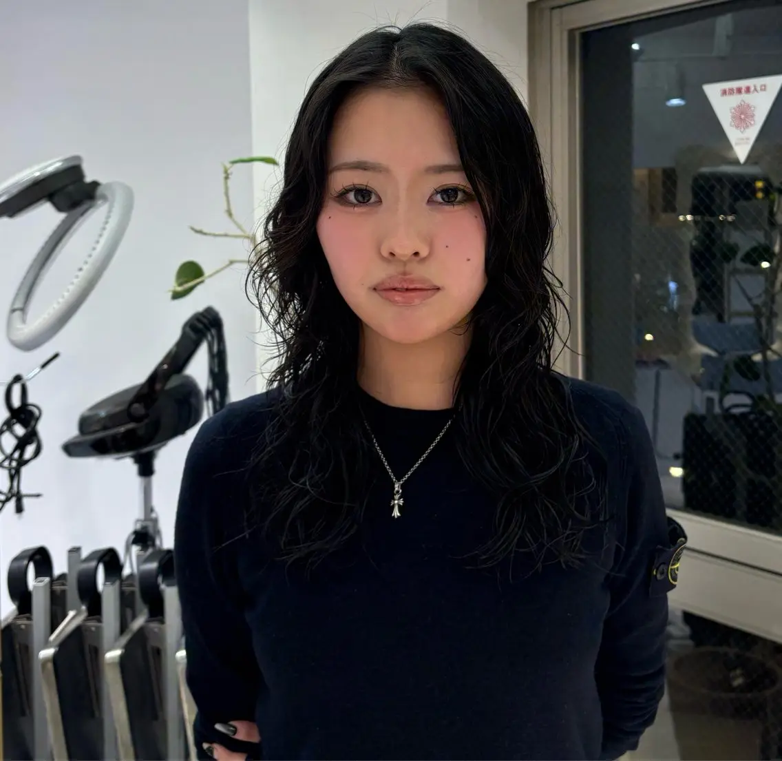 セミロング パーマ 山野 華愛のヘアスタイル