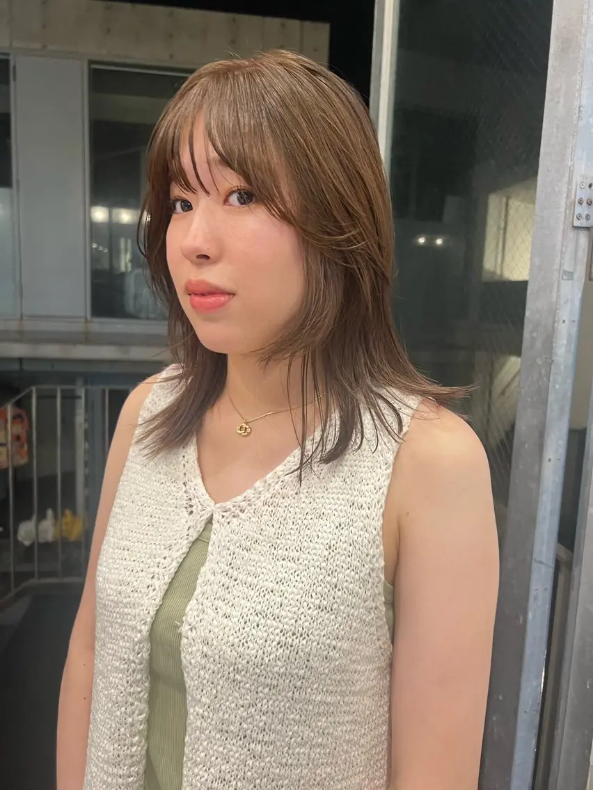 カラー ブリーチ ブリーチなしカラー 柿坂 華のヘアスタイル