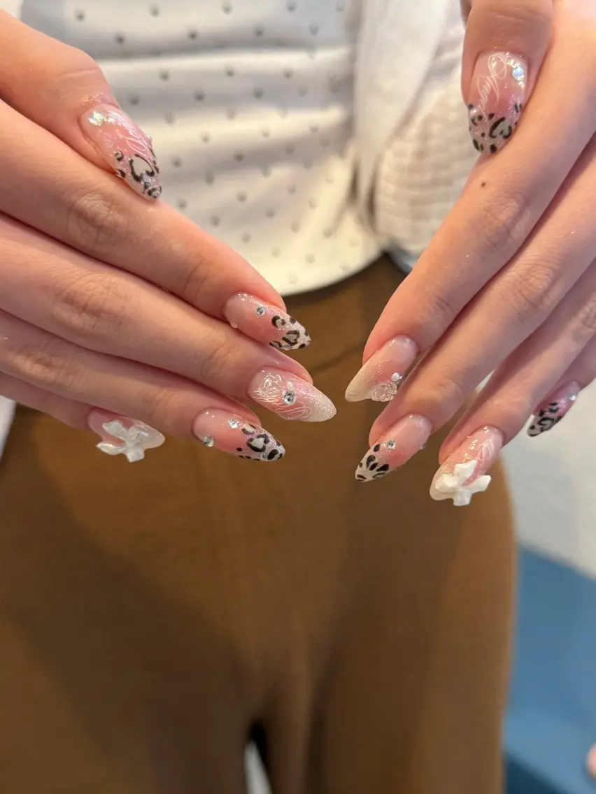 ネイル ハンドネイル Natsumi💎 堺筋本町ネイルサロンのネイルデザイン