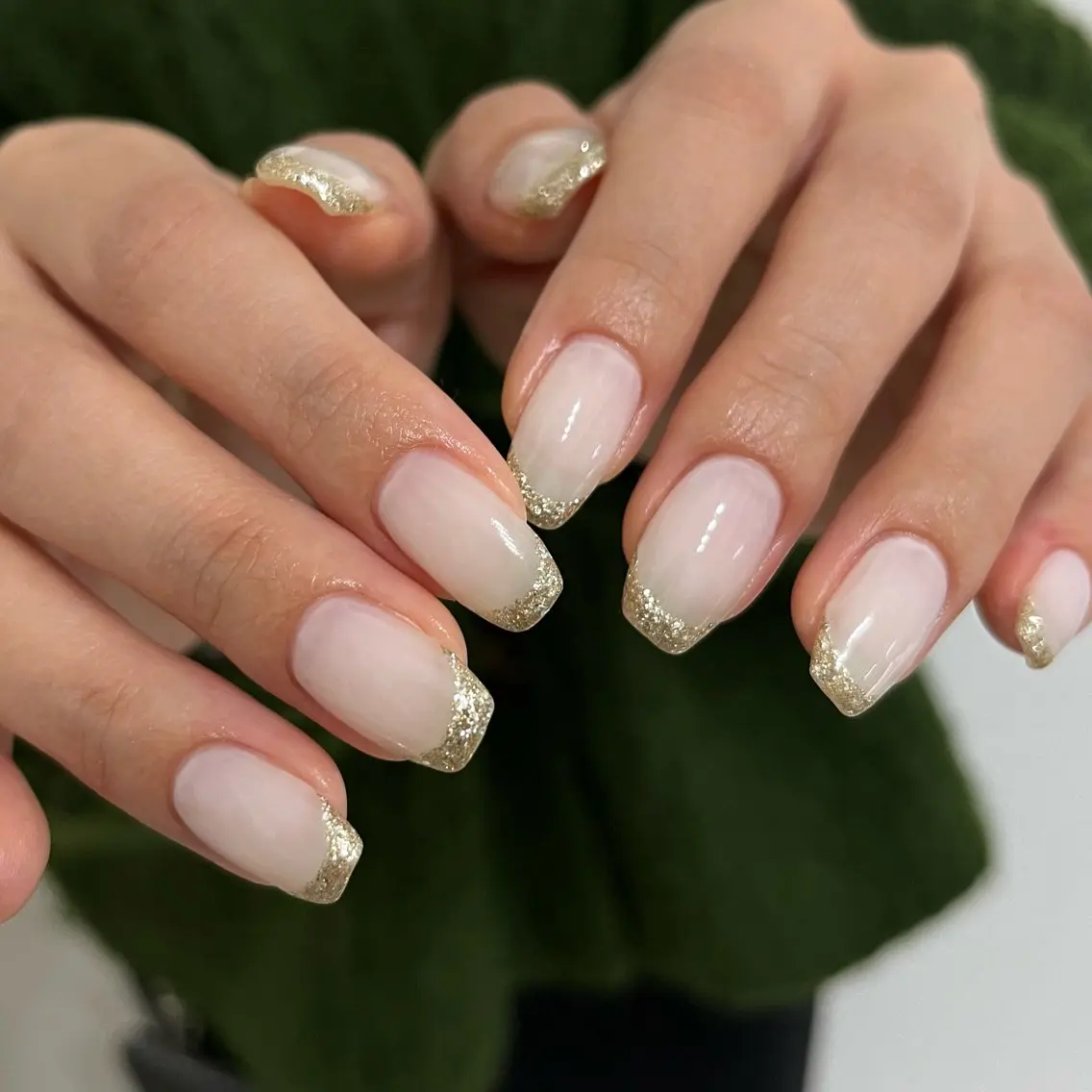 ネイル グリーン ハンドネイル vegh. nail/阿波座のネイルデザイン