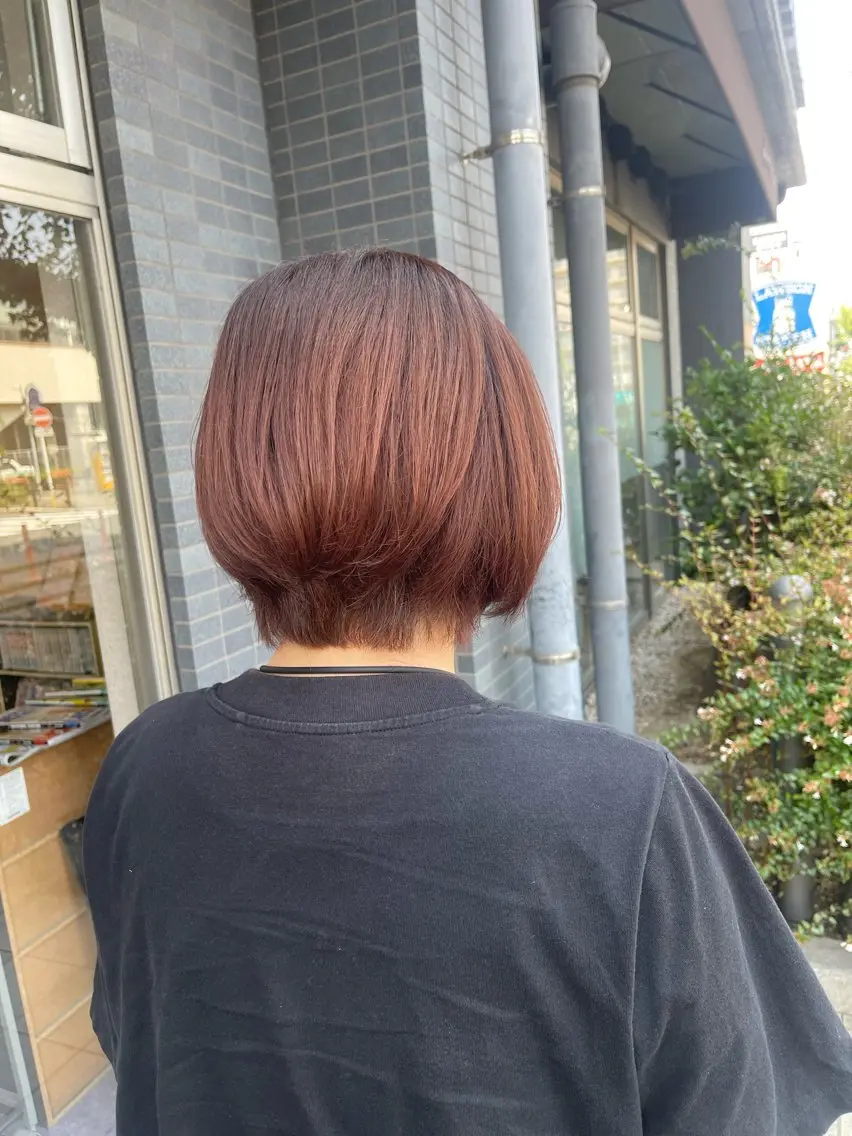 ショート ヘアカラー 寺田 詩のヘアスタイル