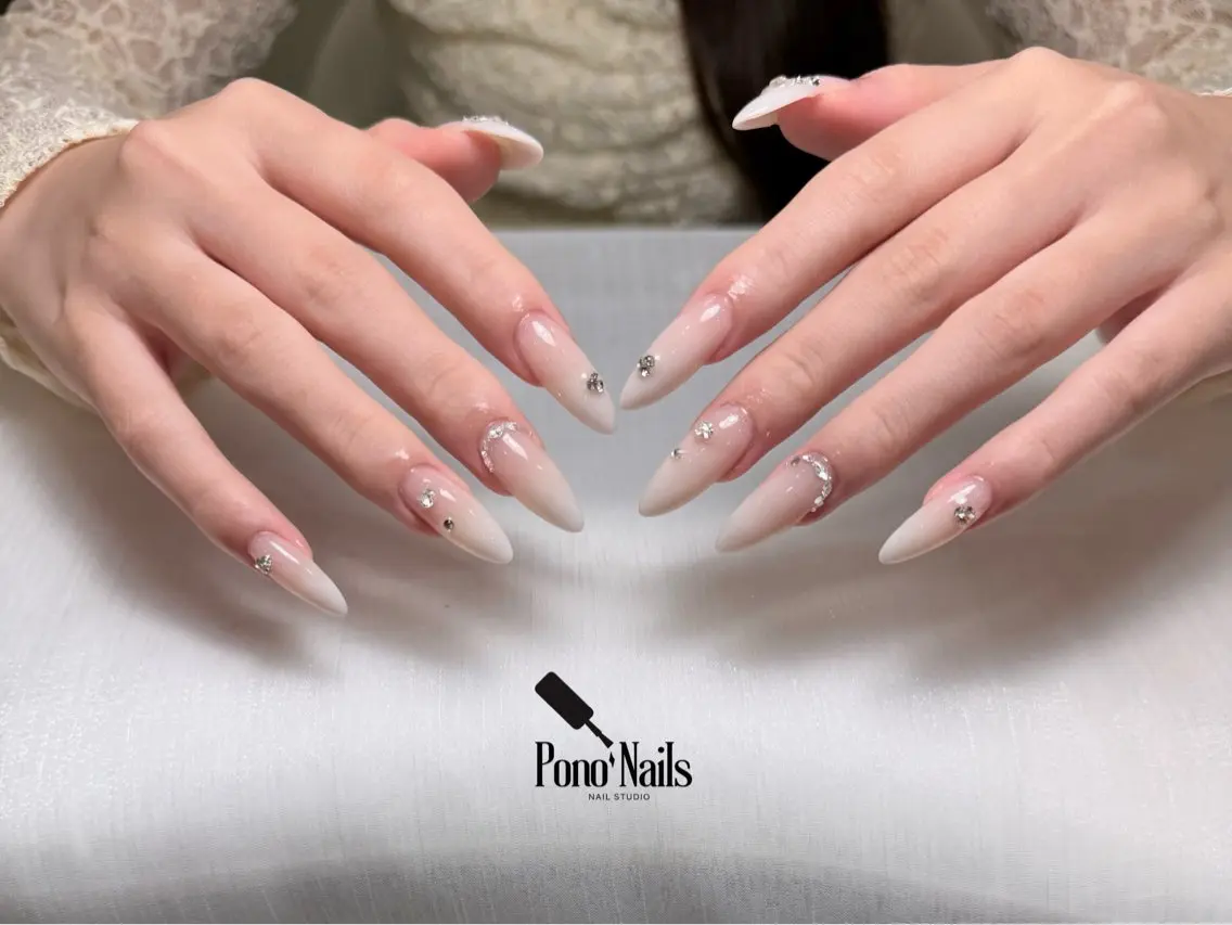 ネイル モモ NAILSのネイルデザイン