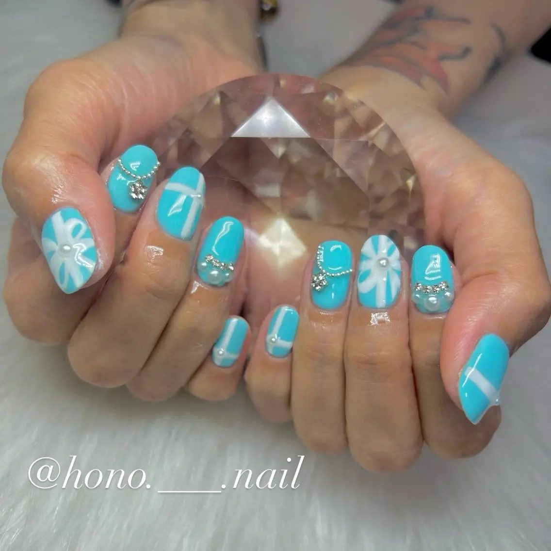 ネイル ハンドネイル NailSalo AriuMのネイルデザイン