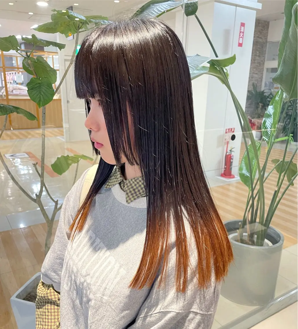 ロング カット ナチュラルカラー 児玉優香のヘアスタイル