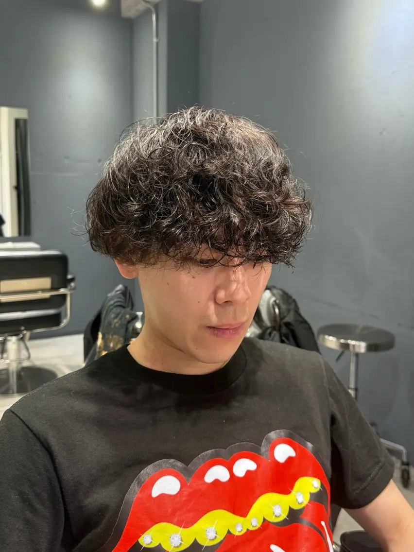 メンズ メンズパーマ カット 布施メンズ特化美容師 秋山 涼のヘアスタイル