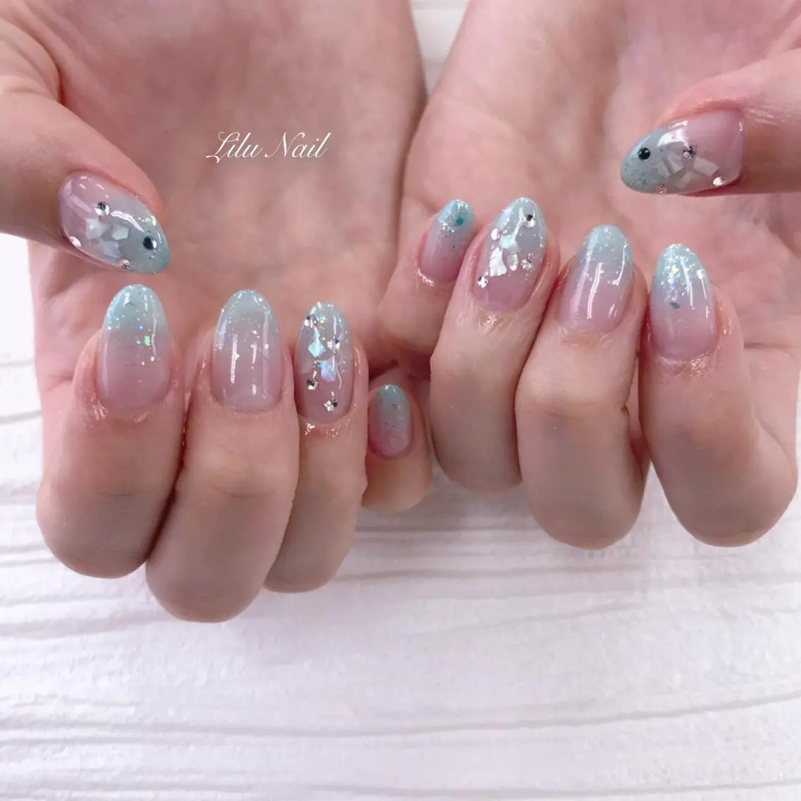 ネイル アートネイル モチの良さ◉ フィルインネイル♡のネイルデザイン