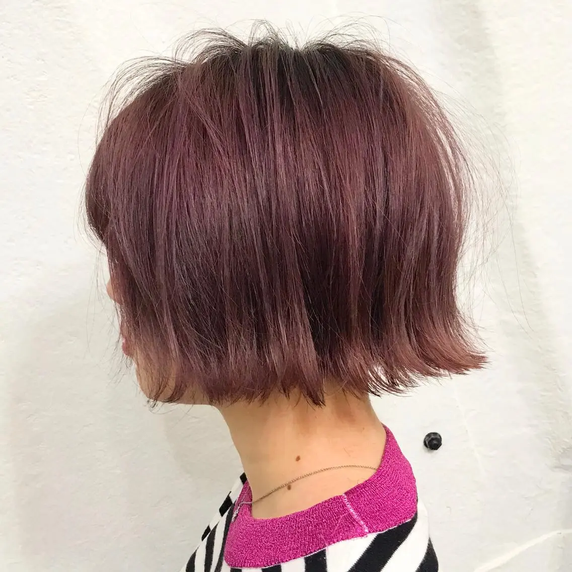 ショート カラー ベージュカラー ブリーチ ピンクカラー ピンクベージュ タンバルモリ K-POP好き美容師 🇰🇷Kai.Yのヘアスタイル
