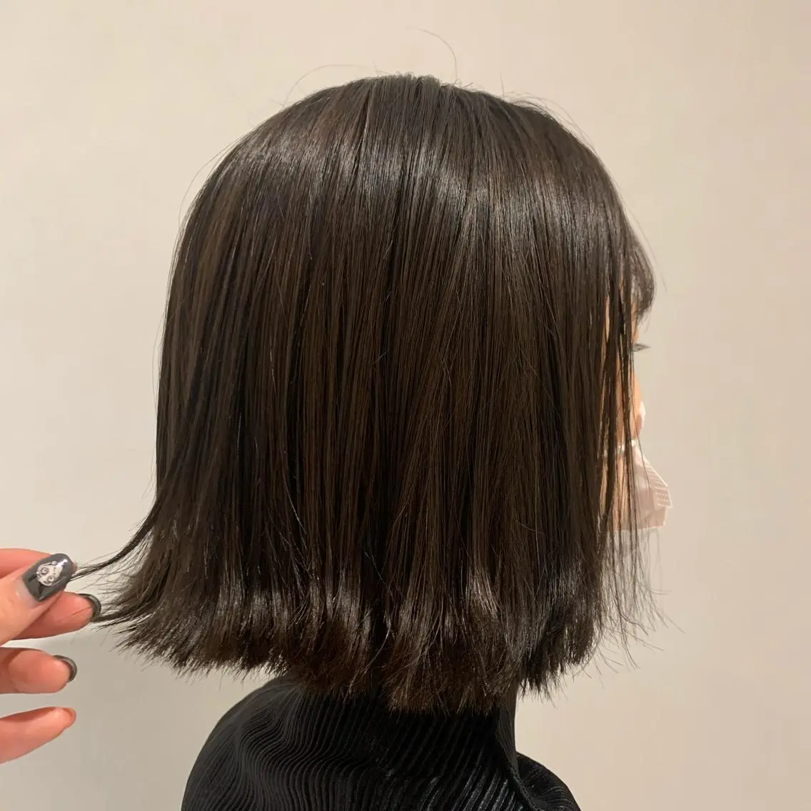 カラー ボブ/レイヤー ナカミネアキナのヘアスタイル