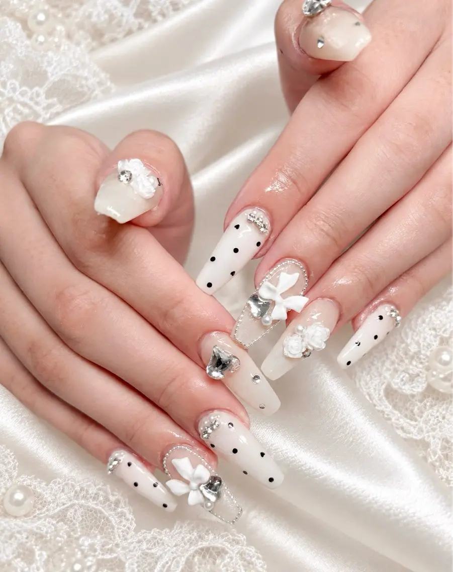ネイル 韓国ネイル マグネットネイル 持ち込み ハンドネイル RINA Nailのネイルデザイン