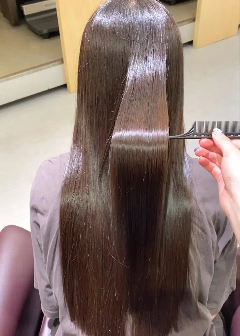 ロング ️🫧透明感カラー& 髪質改善🎀いさきのヘアスタイル