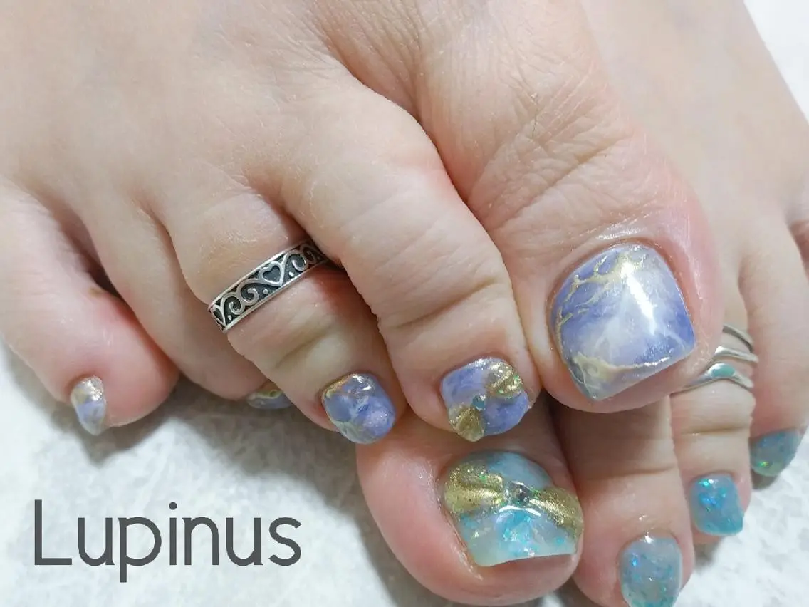 ネイル ゴールド リボン Lupinus ルピナスのネイルデザイン