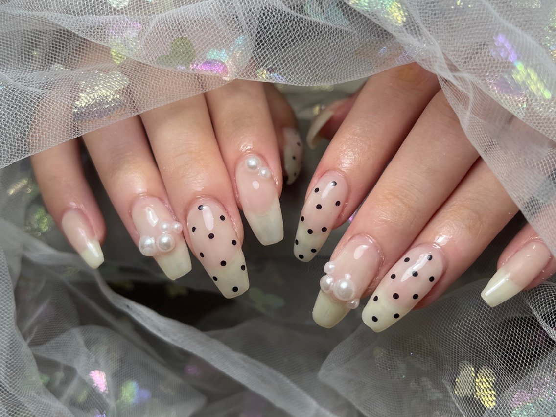 ネイル ハンドネイル anela 仁香のネイルデザイン