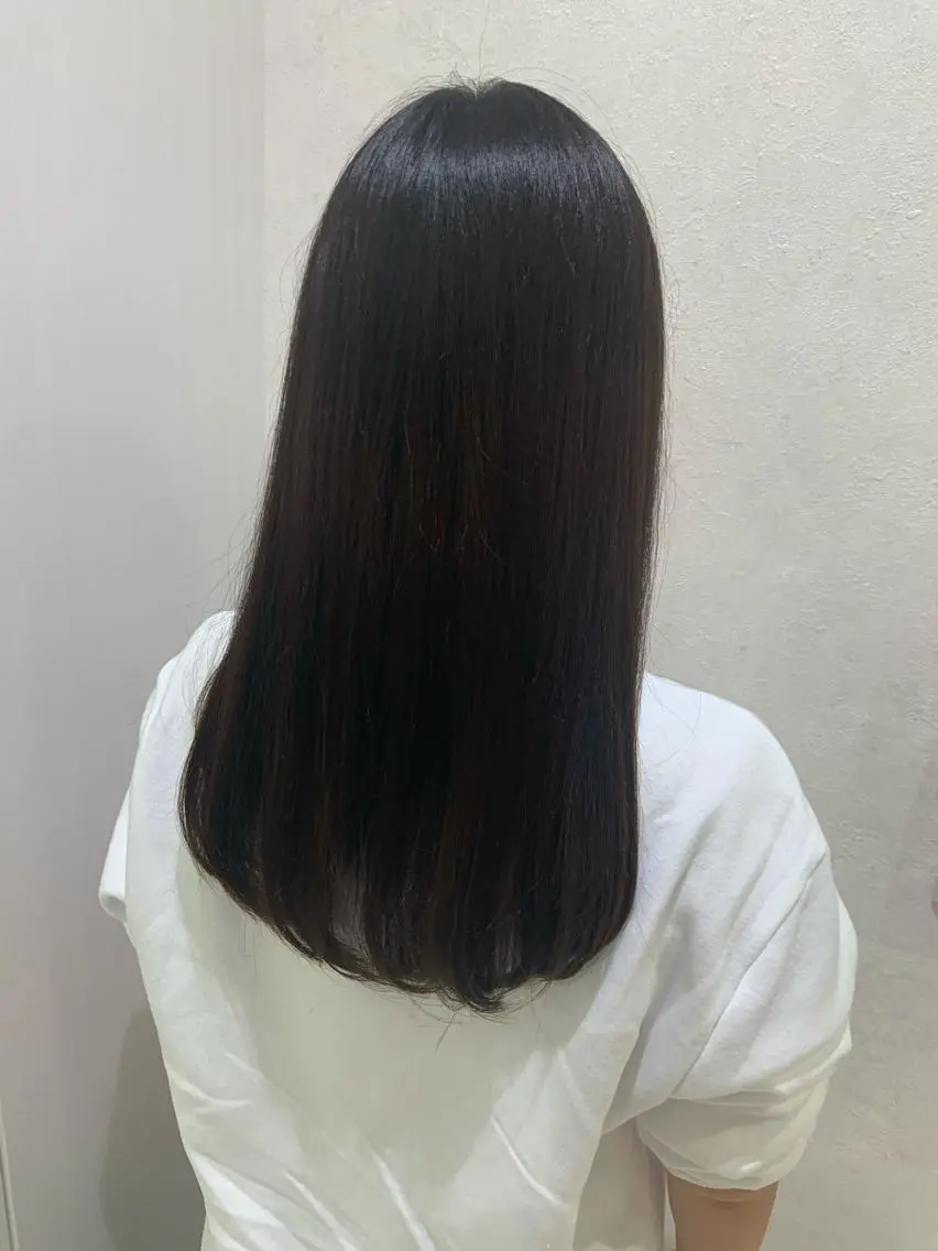 【艶のあるサラ髪へ✨】カット+縮毛矯正+トリートメント💖の写真