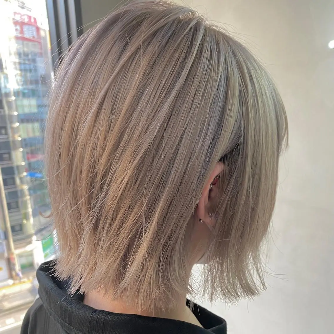 ショート カラー ヘアアレンジ 🤍透明感カラー🤍 Ryujiのヘアスタイル