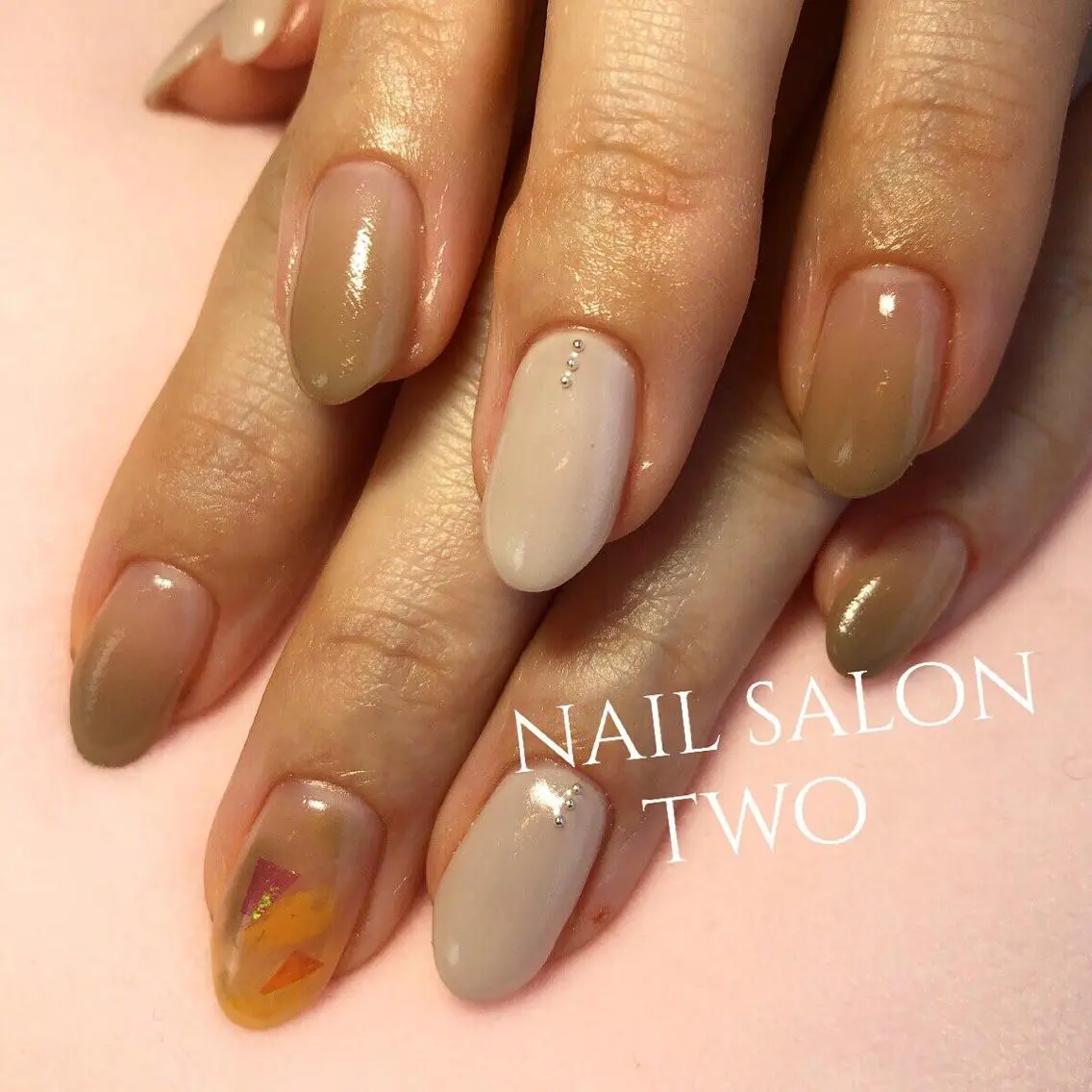 ネイル アートネイル グラデーション ワンカラーネイル two nailのネイルデザイン