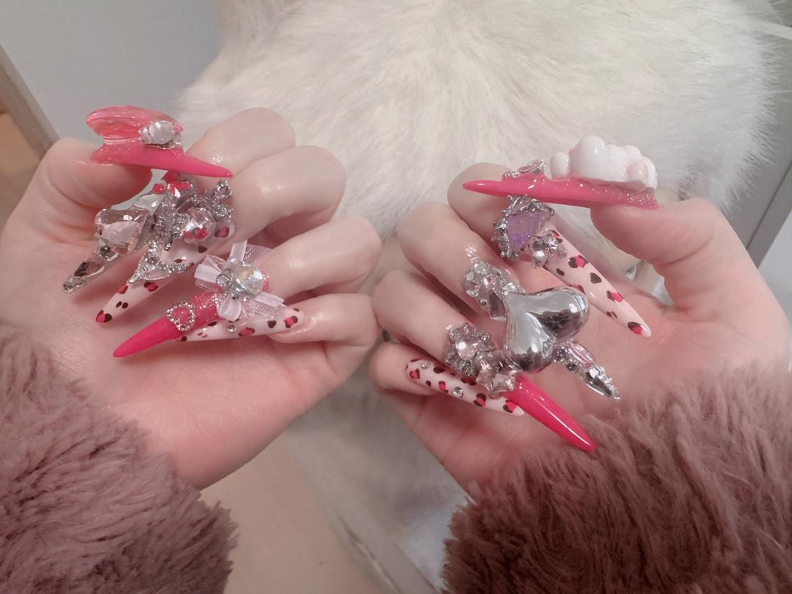 ネイル フレンチネイル ジェルネイル ハロウィン 韓国ネイル マグネットネイル ハンドネイル H.baby Nail Salonのネイルデザイン