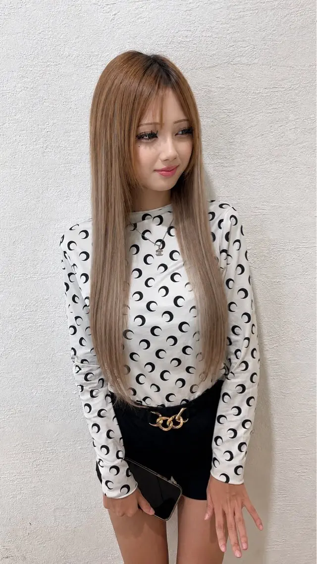 ロング エクステ レイヤーカット カット ヘアカラー エクステ エクステ/ブリーチ 緑地公園店長浦岡のヘアスタイル