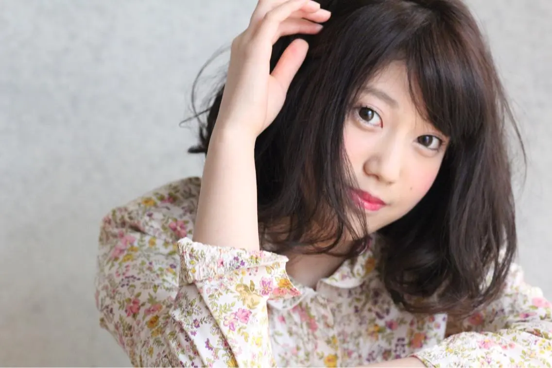 ミディアム カラー ボブ 鈴木 悠史のヘアスタイル