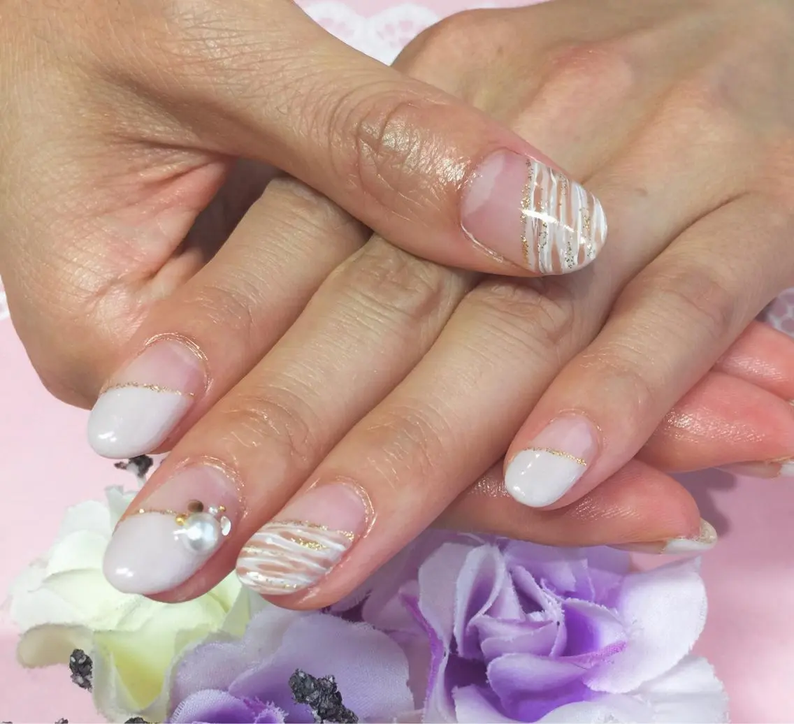 ネイル フレンチネイル VIST☆ ｍａｍｉのネイルデザイン