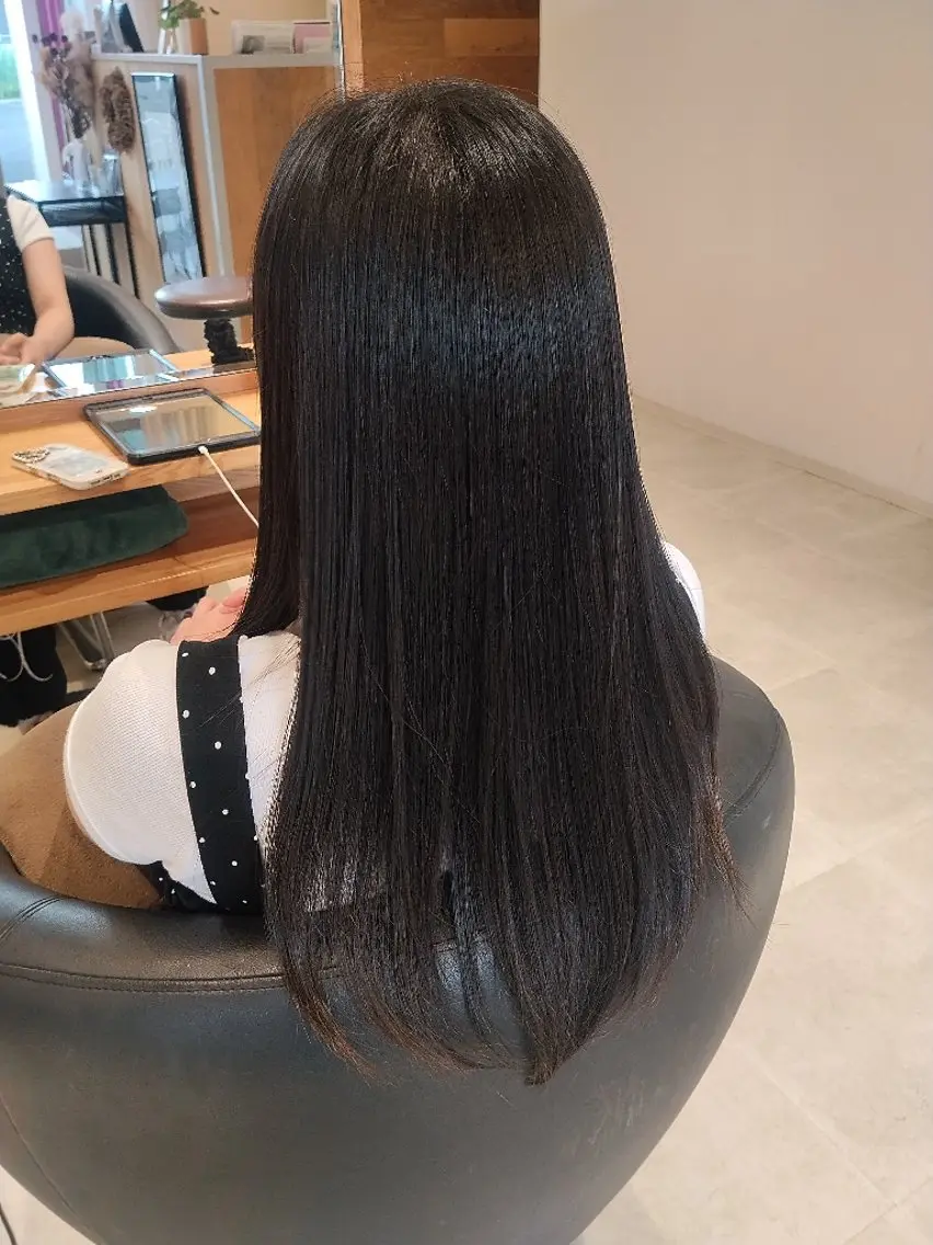 ロング レイヤーカット カット 合田 美空のヘアスタイル