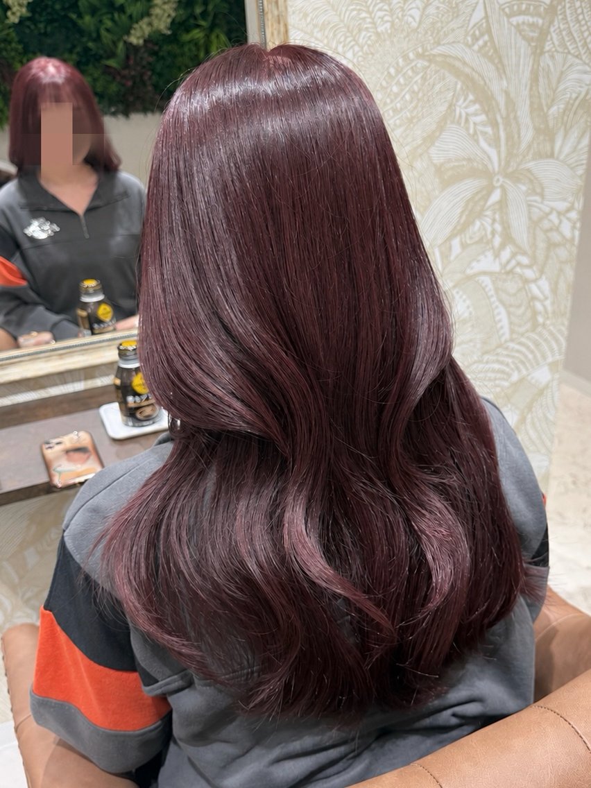 セミロング ピンクラベンダー レイヤーカット ヘアカラー moe🥣小顔顔周り /艶カラーのヘアスタイル