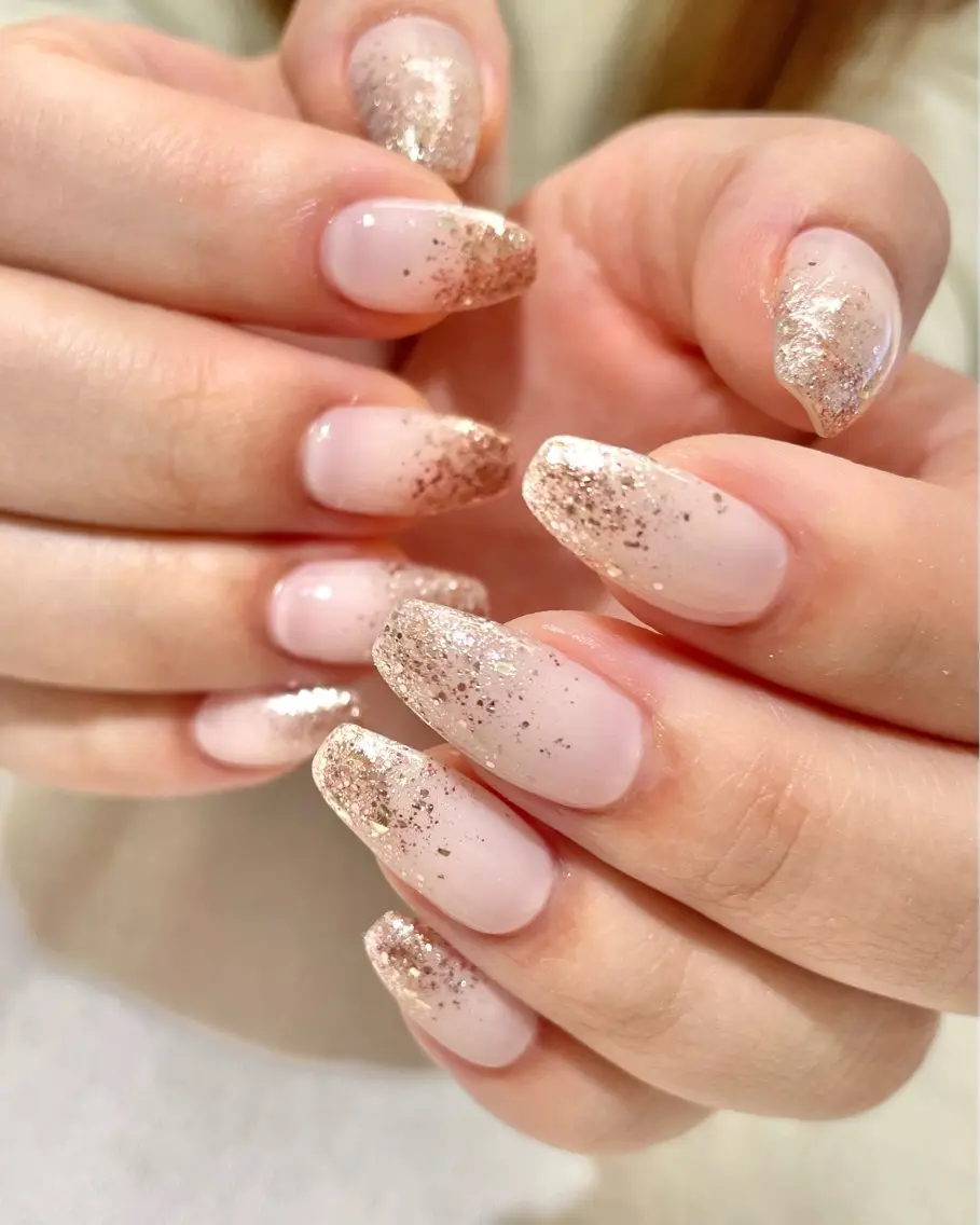 ネイル グラデーション ラメ(グリッター) ラメグラデーション シンプルネイル ハンドネイル nail salon Cottonのネイルデザイン