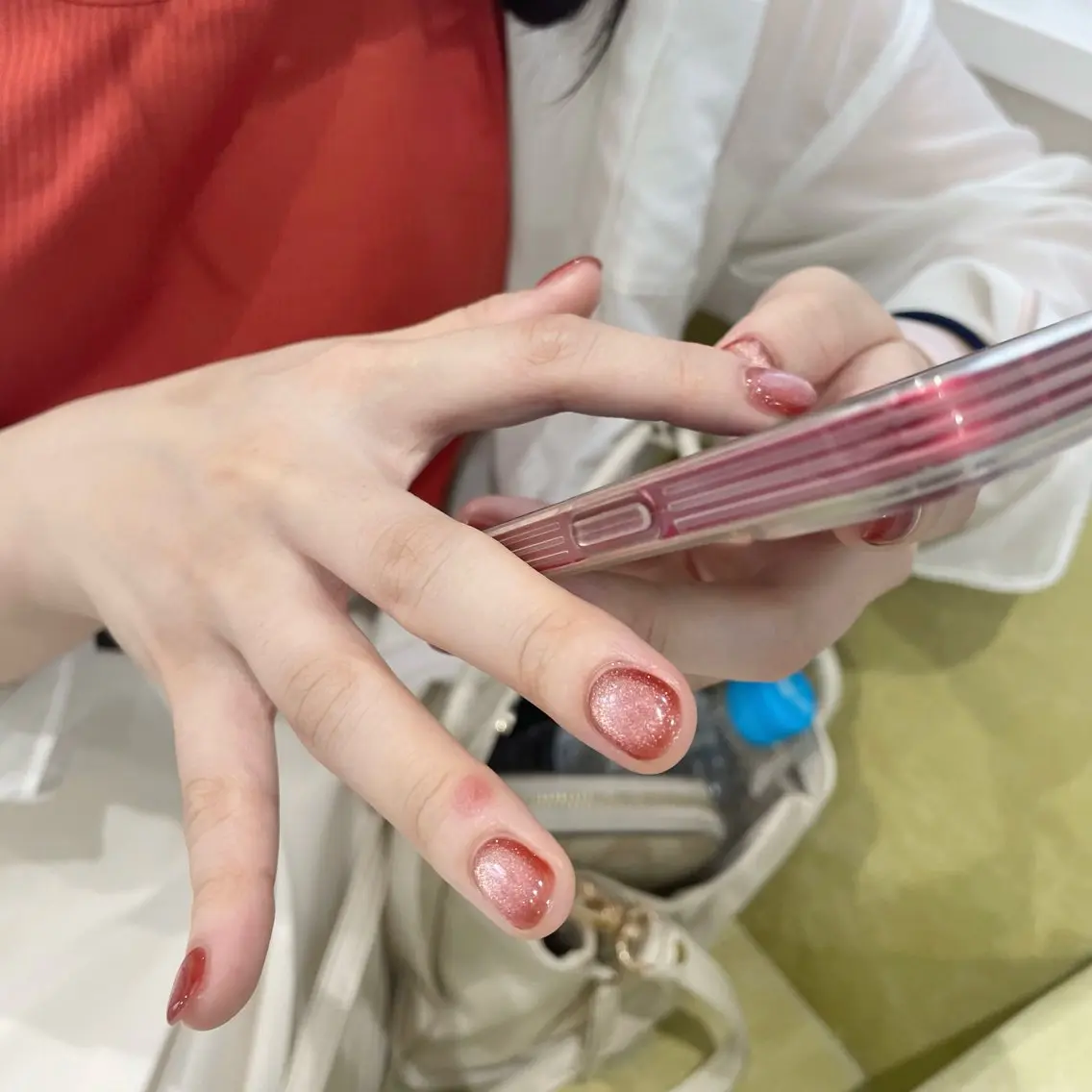 ネイル マグネットネイル ワンカラーネイル 赤色 ハンドネイル Ricnail☾ ayanoのネイルデザイン