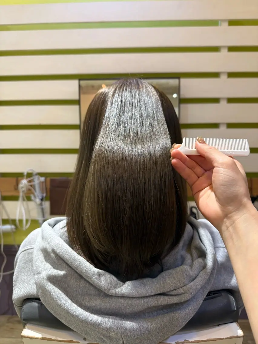 ミディアム カラー ベージュカラー オリーブベージュ ヘアカラー Meguro/海外風 /艶カラー⭐️のヘアスタイル