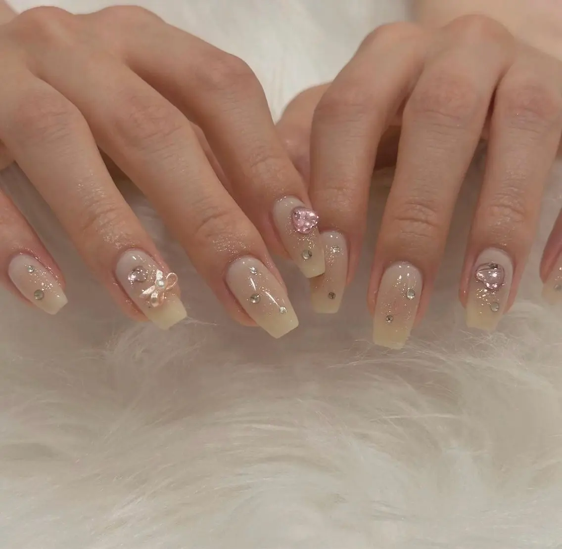 ネイル 韓国ネイル 持ち込み ニュアンスネイル ネイルチップ 冬ネイル LISA ANA.CHUOのネイルデザイン