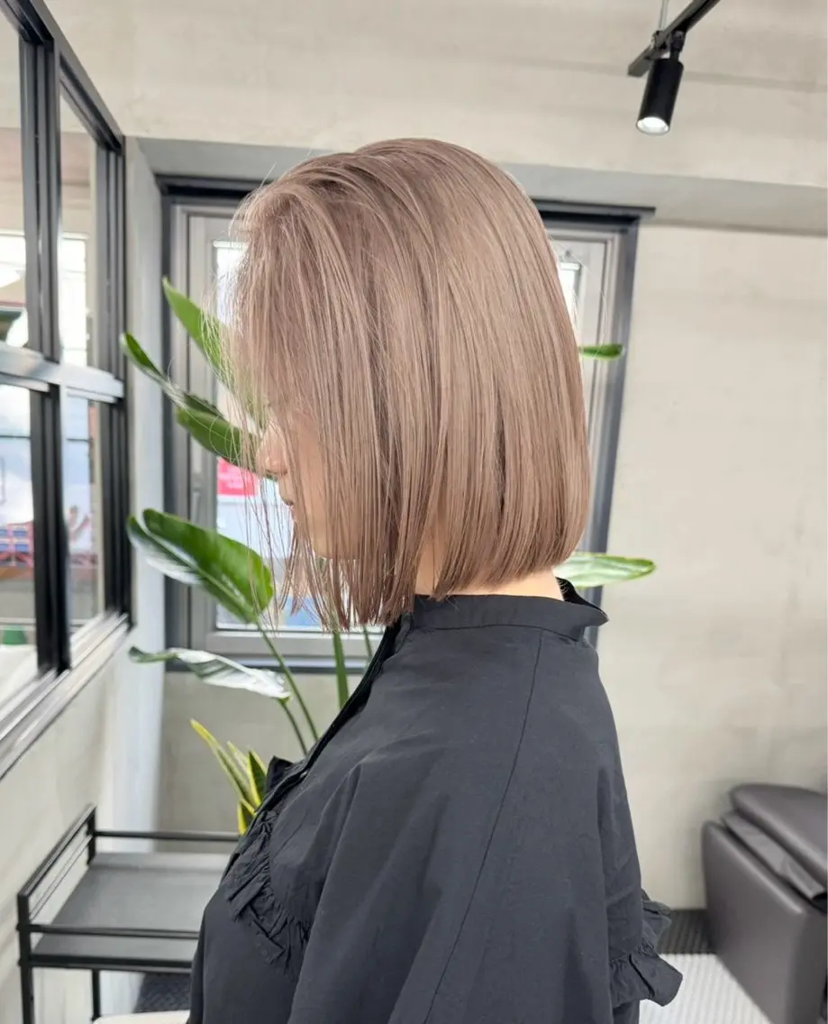 ショート カラー ベージュカラー ブリーチ ブロンド ブラウンカラー ケアブリーチ カット ヘアカラー トリートメント ブリーチ ハイトーン 特化🌈フジタハルキのヘアスタイル