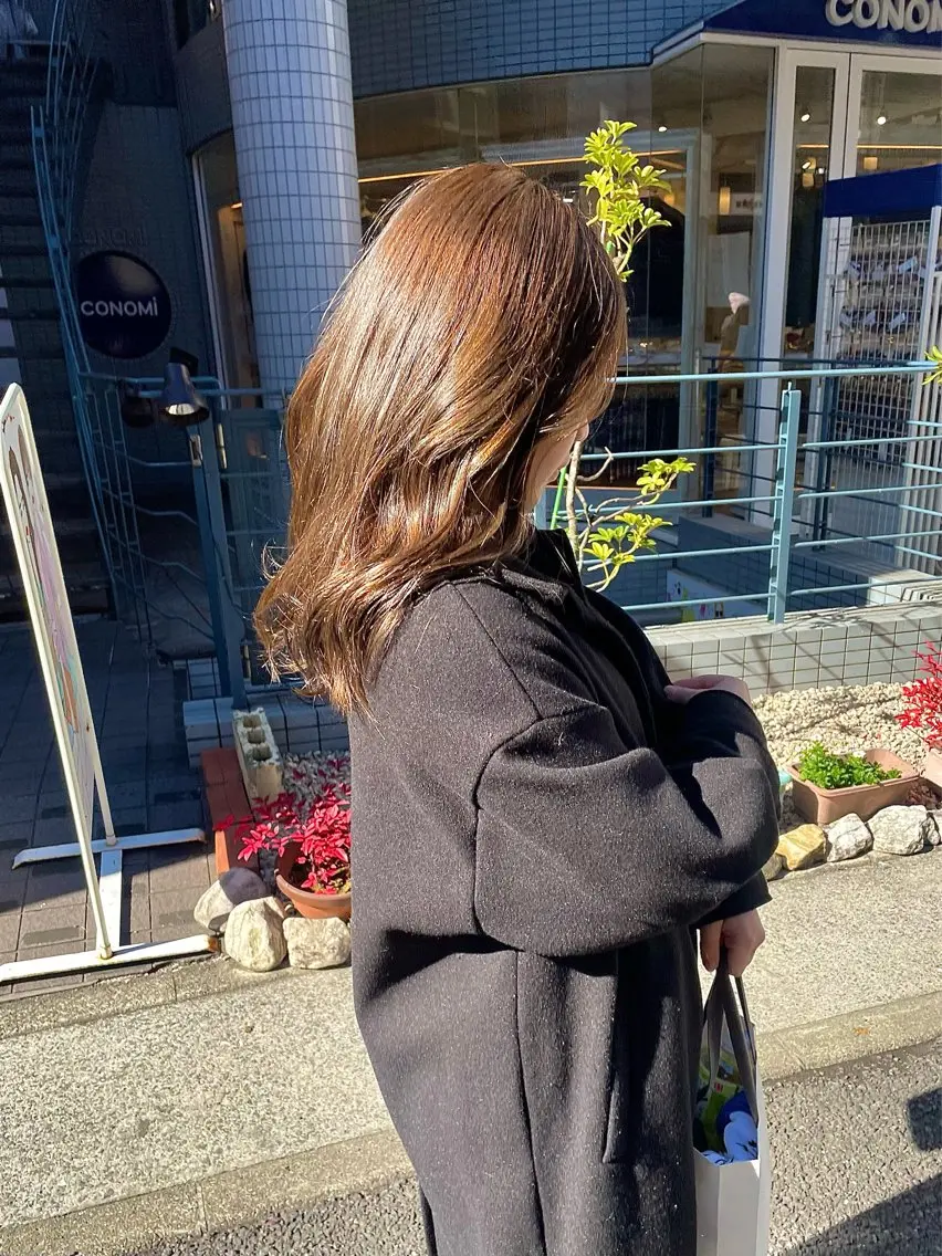 ロング カラー リベルテ新宿 顔周りレイヤー/艶髪のヘアスタイル