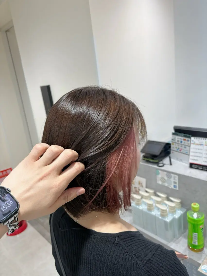 ショート カラー ヘアカラー NaVIユウジ 透明感カラーのヘアスタイル