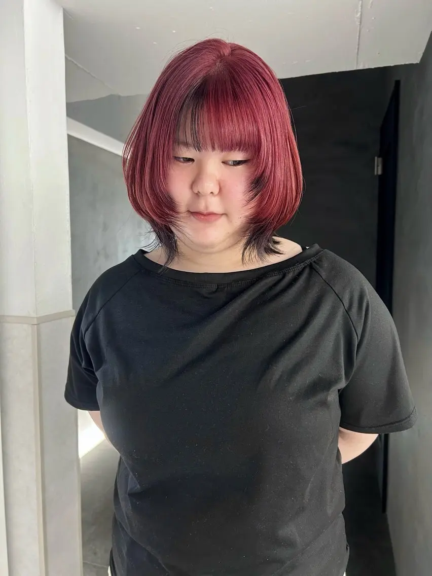 ミディアム カット ヘアカラー ️🧬akari🧬 ハイトーン/レイヤーのヘアスタイル