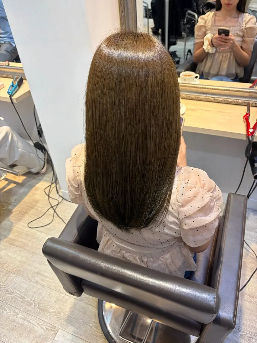 ロング ヘアカラー Lutia新宿 ここな💜ྀིのヘアスタイル