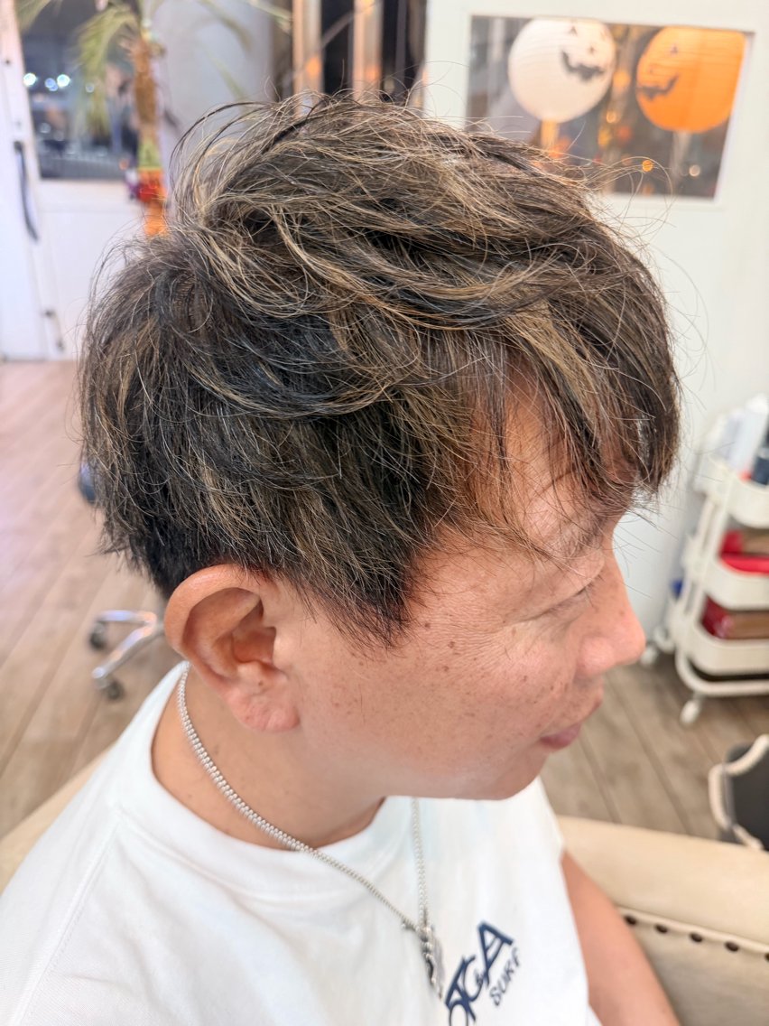 ショート メンズ カット ヘアカラー トリートメント 鶴見 和美のヘアスタイル