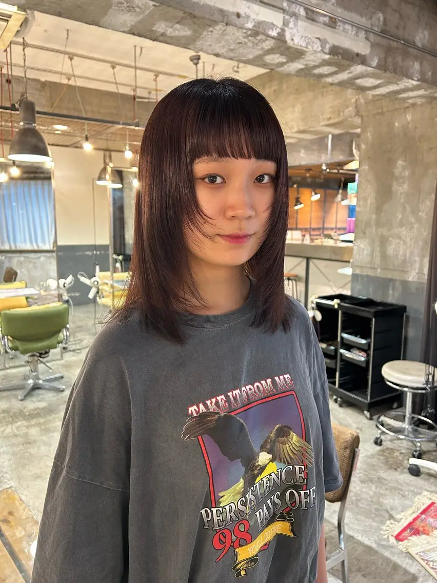 ミディアム カラー 顔周りカット レイヤーカット カット 海外レイヤー /NAGISAのヘアスタイル